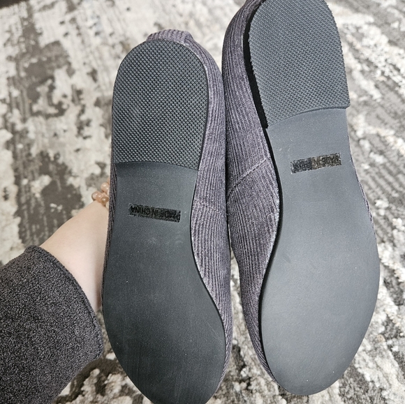 Little Legends textured star and lightning slip on loafer NWOT - Picture 5 of 9